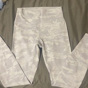 Lululemon wunder under leggings